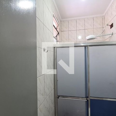 Casa à venda com 110m², 2 quartos e sem vagaBanheiro