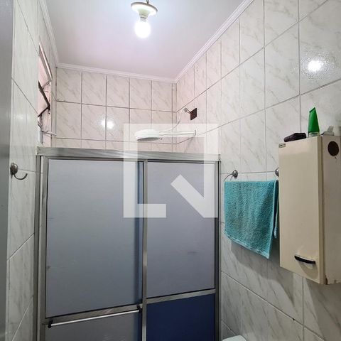 Casa à venda com 110m², 2 quartos e sem vagaBanheiro