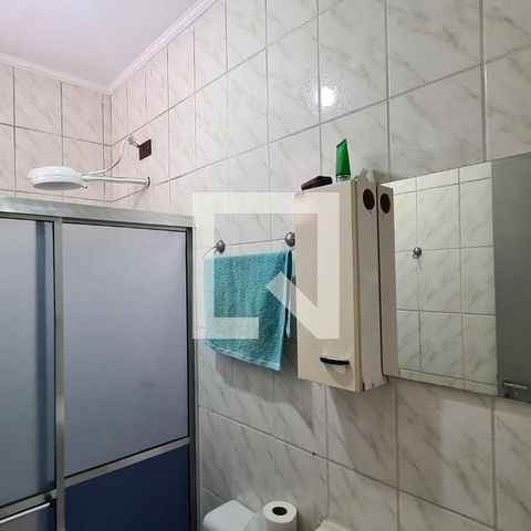 Casa à venda com 110m², 2 quartos e sem vagaBanheiro