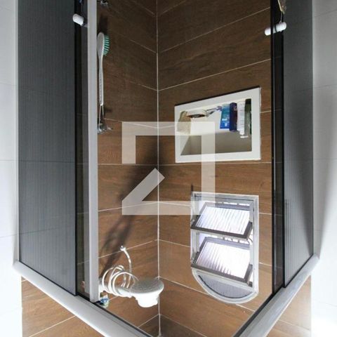 Casa à venda com 240m², 3 quartos e 4 vagasBanheiro da Suíte 2