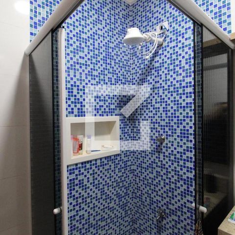 Casa à venda com 240m², 3 quartos e 4 vagasBanheiro da Suíte 1