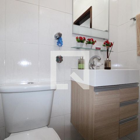 Casa à venda com 240m², 3 quartos e 4 vagasBanheiro