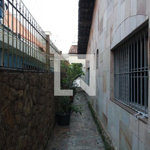 Casa à venda com 240m², 3 quartos e 4 vagasQuintal
