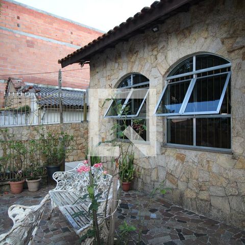 Casa à venda com 240m², 3 quartos e 4 vagasárea de lazer