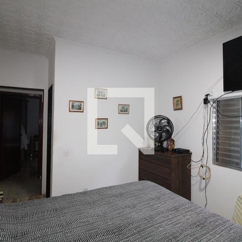 Casa à venda com 240m², 3 quartos e 4 vagasQuarto 2 - Suíte