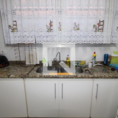 Casa à venda com 240m², 3 quartos e 4 vagasCozinha