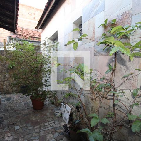 Casa à venda com 240m², 3 quartos e 4 vagasQuintal
