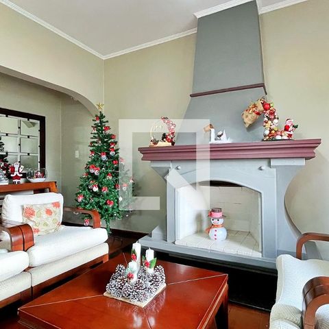 Casa à venda com 278m², 3 quartos e 6 vagasSala de Estar