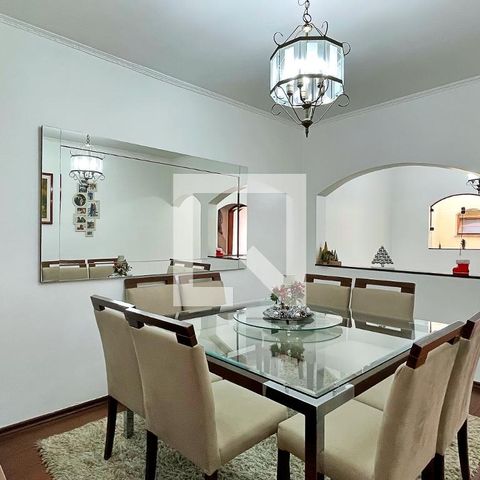 Casa à venda com 278m², 3 quartos e 6 vagasSala de Jantar
