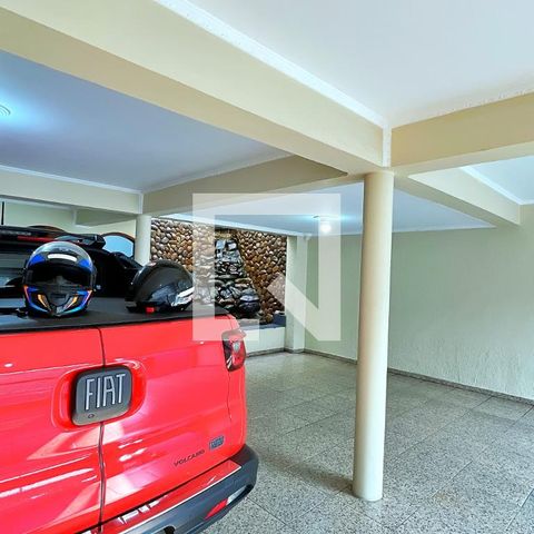 Casa à venda com 278m², 3 quartos e 6 vagasGaragem