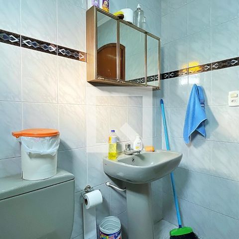 Casa à venda com 278m², 3 quartos e 6 vagasBanheiro 2