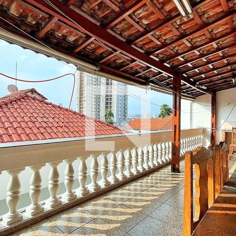 Casa à venda com 278m², 3 quartos e 6 vagasChurrasqueira