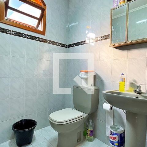 Casa à venda com 278m², 3 quartos e 6 vagasBanheiro 2