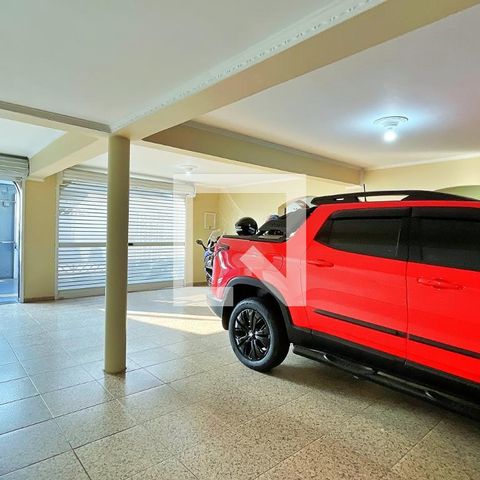 Casa à venda com 278m², 3 quartos e 6 vagasGaragem