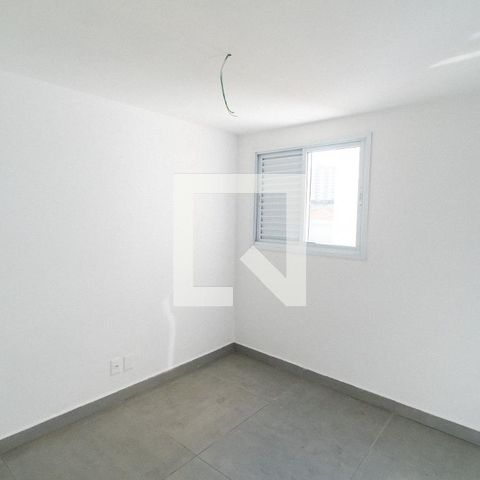 Apartamento para alugar com 47m², 2 quartos e 1 vagaQuarto 1