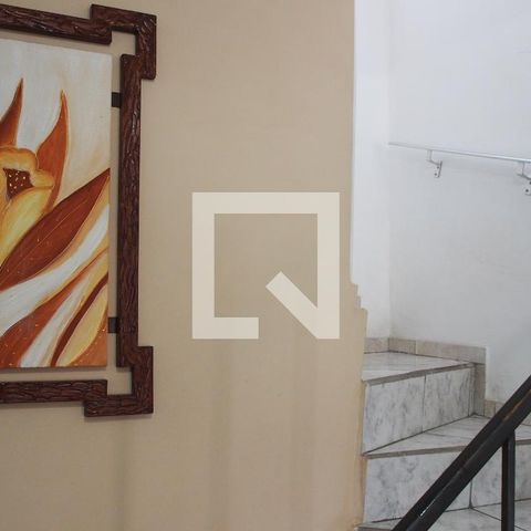 Casa à venda com 96m², 2 quartos e 1 vagaSala