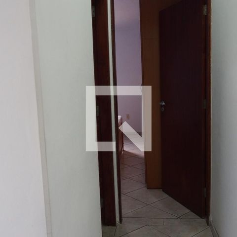 Casa à venda com 96m², 2 quartos e 1 vagaCorredor