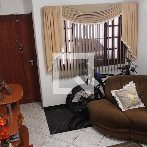 Casa à venda com 96m², 2 quartos e 1 vagaSala