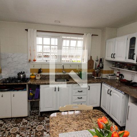 Casa à venda com 265m², 3 quartos e 3 vagasCozinha