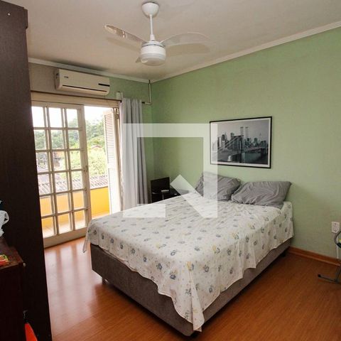 Casa à venda com 265m², 3 quartos e 3 vagasQuarto 2