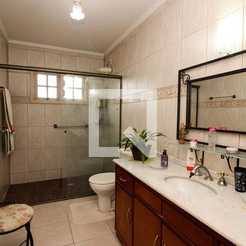 Casa à venda com 265m², 3 quartos e 3 vagasBanheiro 1