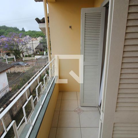 Casa à venda com 265m², 3 quartos e 3 vagasSacada do Quarto 2