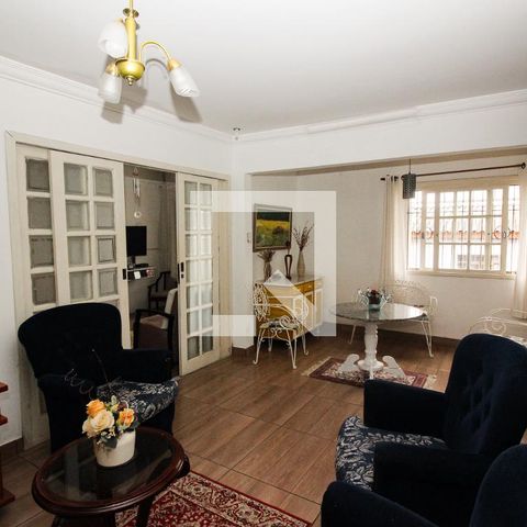 Casa à venda com 265m², 3 quartos e 3 vagasSala
