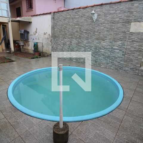 Casa à venda com 265m², 3 quartos e 3 vagasPiscina