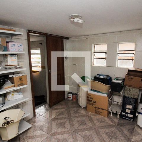 Casa à venda com 265m², 3 quartos e 3 vagasQuarto de Serviço