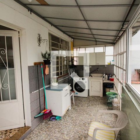 Casa à venda com 265m², 3 quartos e 3 vagasÁrea de Serviço