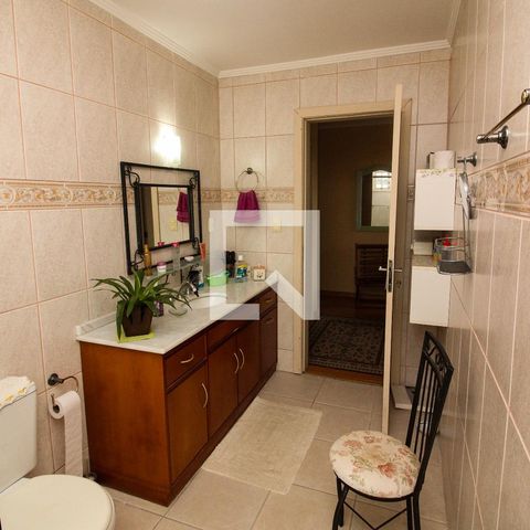 Casa à venda com 265m², 3 quartos e 3 vagasBanheiro 1