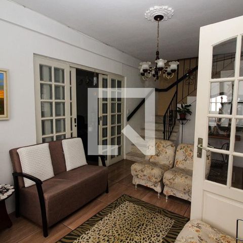 Casa à venda com 265m², 3 quartos e 3 vagasSala de TV