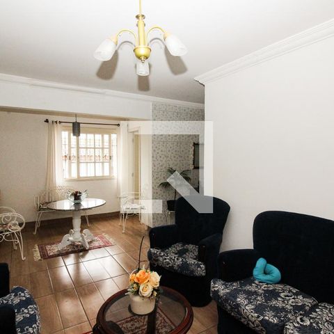 Casa à venda com 265m², 3 quartos e 3 vagasSala