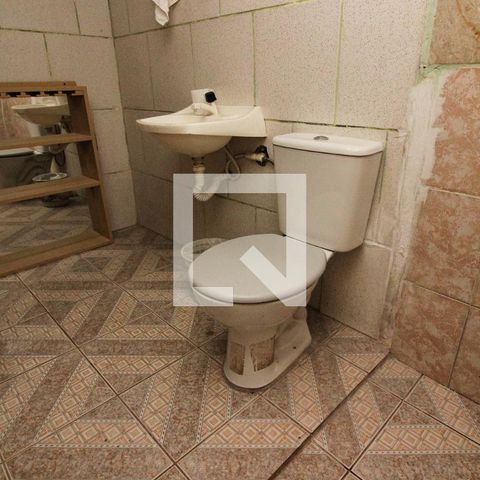 Casa à venda com 265m², 3 quartos e 3 vagasBanheiro de serviço