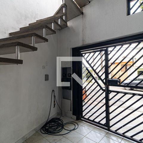 Casa à venda com 140m², 5 quartos e 2 vagasEntrada 