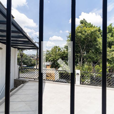 Casa à venda com 140m², 5 quartos e 2 vagasVista da Sala da Casa 2