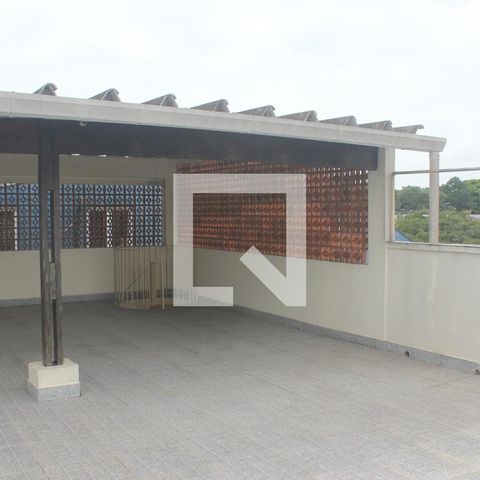 Apartamento para alugar com 400m², 3 quartos e sem vagaSacada
