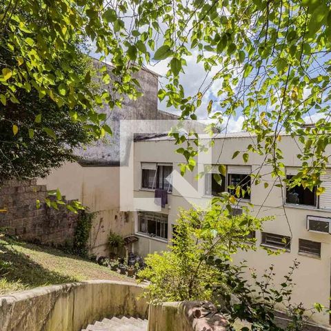 Casa à venda com 230m², 3 quartos e 2 vagasQuintal