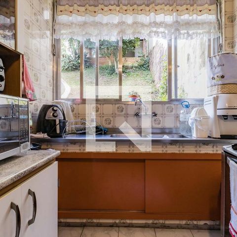 Casa à venda com 230m², 3 quartos e 2 vagasCozinha