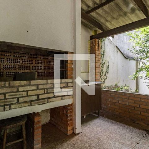 Casa à venda com 230m², 3 quartos e 2 vagasChurrasqueira