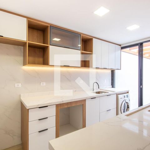 Casa à venda com 150m², 2 quartos e 2 vagas Casa à venda com 150m², 2 quartos e 2 vagasCozinha