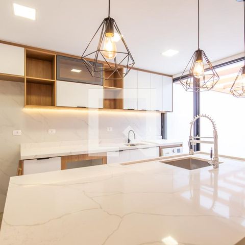 Casa à venda com 150m², 2 quartos e 2 vagas Casa à venda com 150m², 2 quartos e 2 vagasCozinha