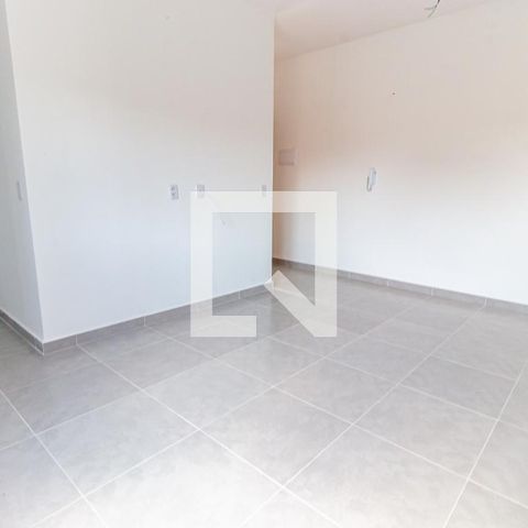 Apartamento à venda com 24m², 1 quarto e sem vagaSala/Quarto