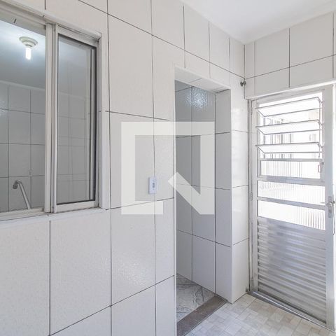 Casa para alugar com 40m², 1 quarto e sem vagaÁrea de Serviço
