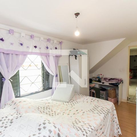Casa à venda com 132m², 3 quartos e 2 vagasQuarto 3  
