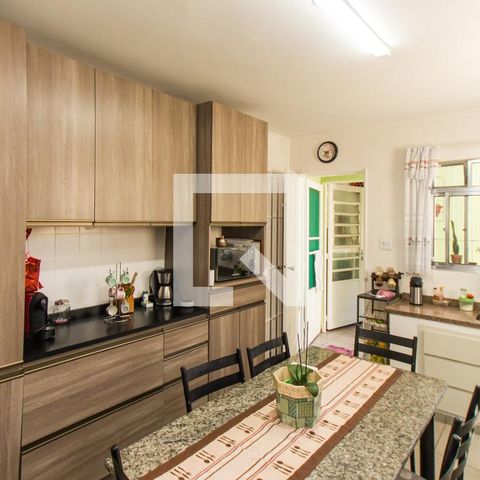 Casa à venda com 132m², 3 quartos e 2 vagasCozinha