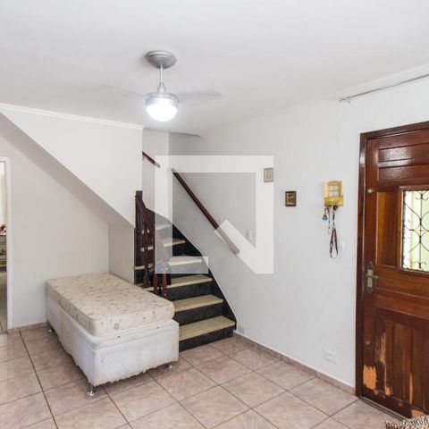 Casa à venda com 132m², 3 quartos e 2 vagasSala  