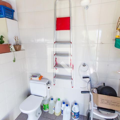 Casa à venda com 132m², 3 quartos e 2 vagasÁrea de Serviço
