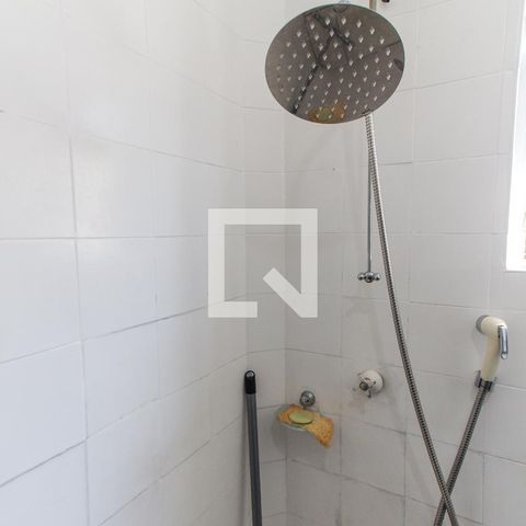 Casa à venda com 132m², 3 quartos e 2 vagasBanheiro 1  