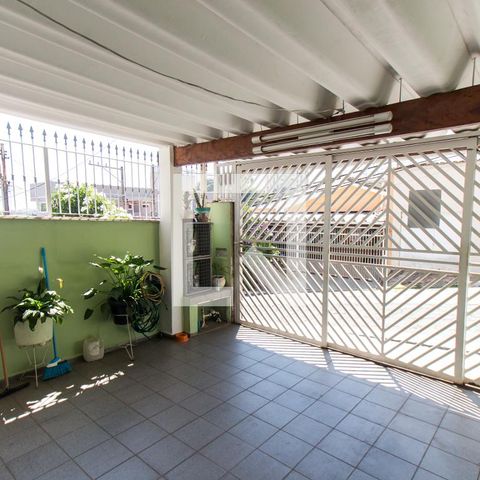 Casa à venda com 132m², 3 quartos e 2 vagasGaragem